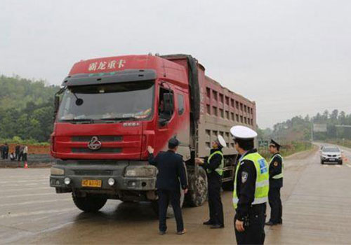 2017年國(guó)家針對(duì)貨車推出的九大政策信息