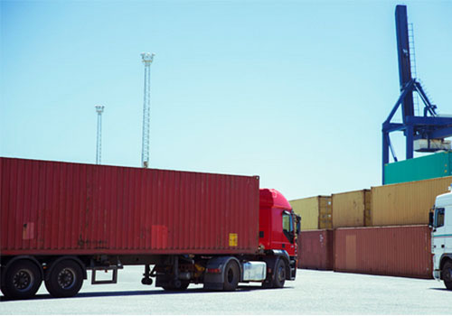 物流公司采用集裝箱運輸?shù)暮锰幱心男?>
                    </a>
                  </div>
                  <div   id=